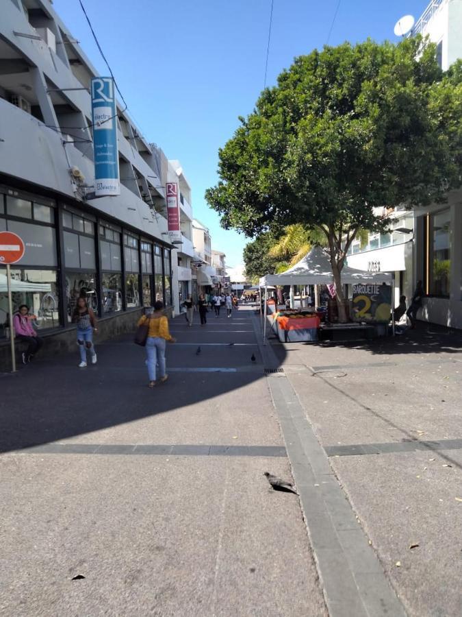 Superbe T3 en plein cœur du centre ville Saint-Denis Extérieur photo